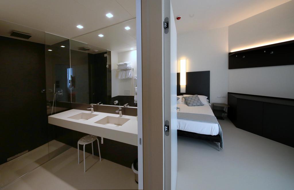 Hotel Cristallo 세니갈리아 객실 사진
