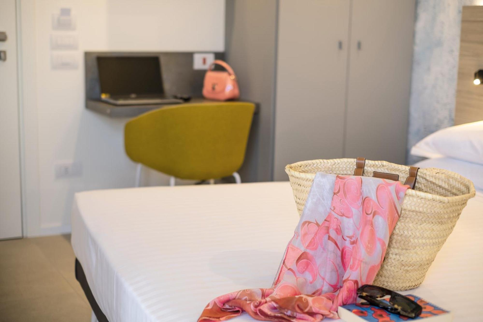 Hotel Cristallo 세니갈리아 외부 사진