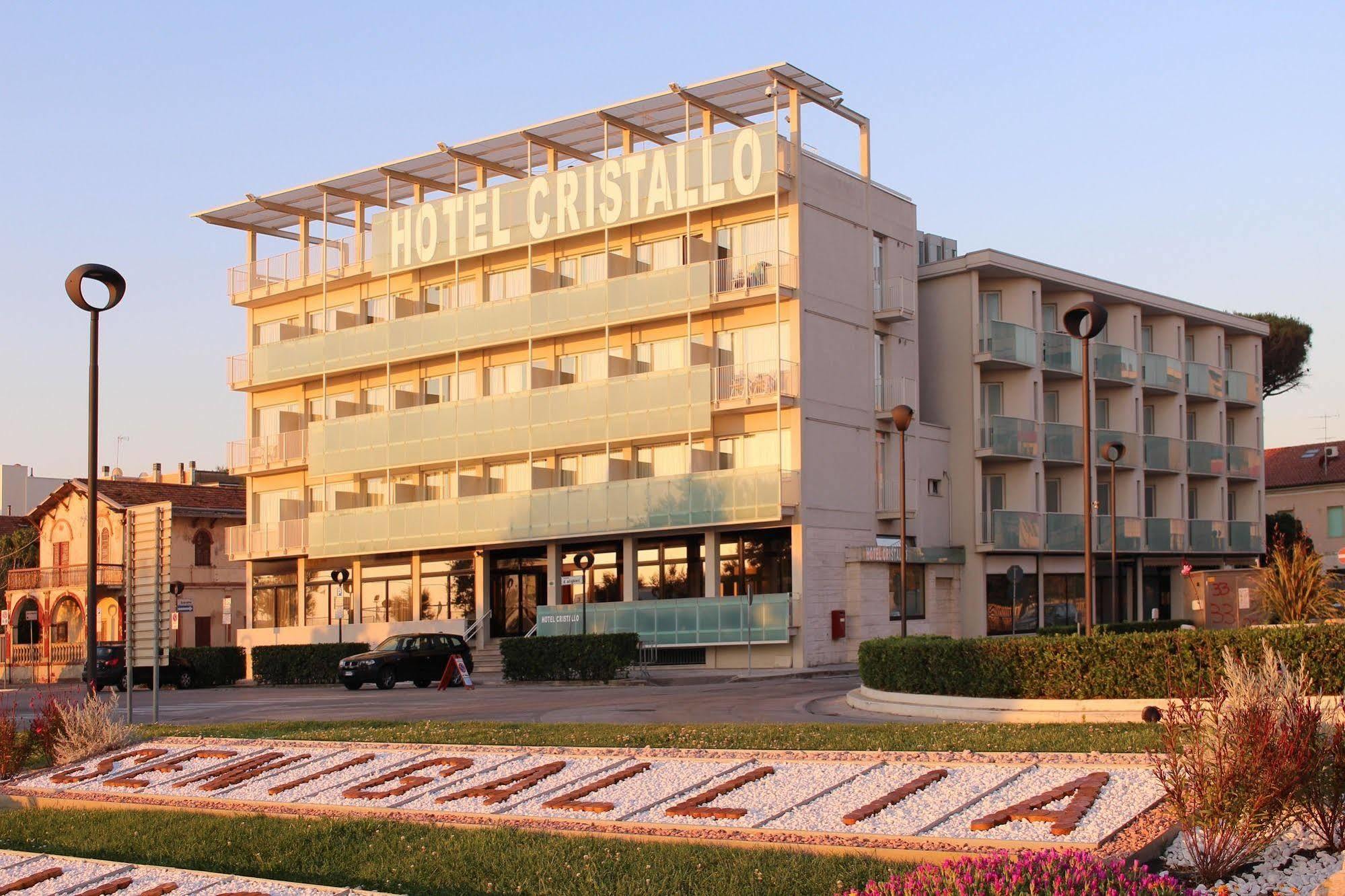 Hotel Cristallo 세니갈리아 외부 사진