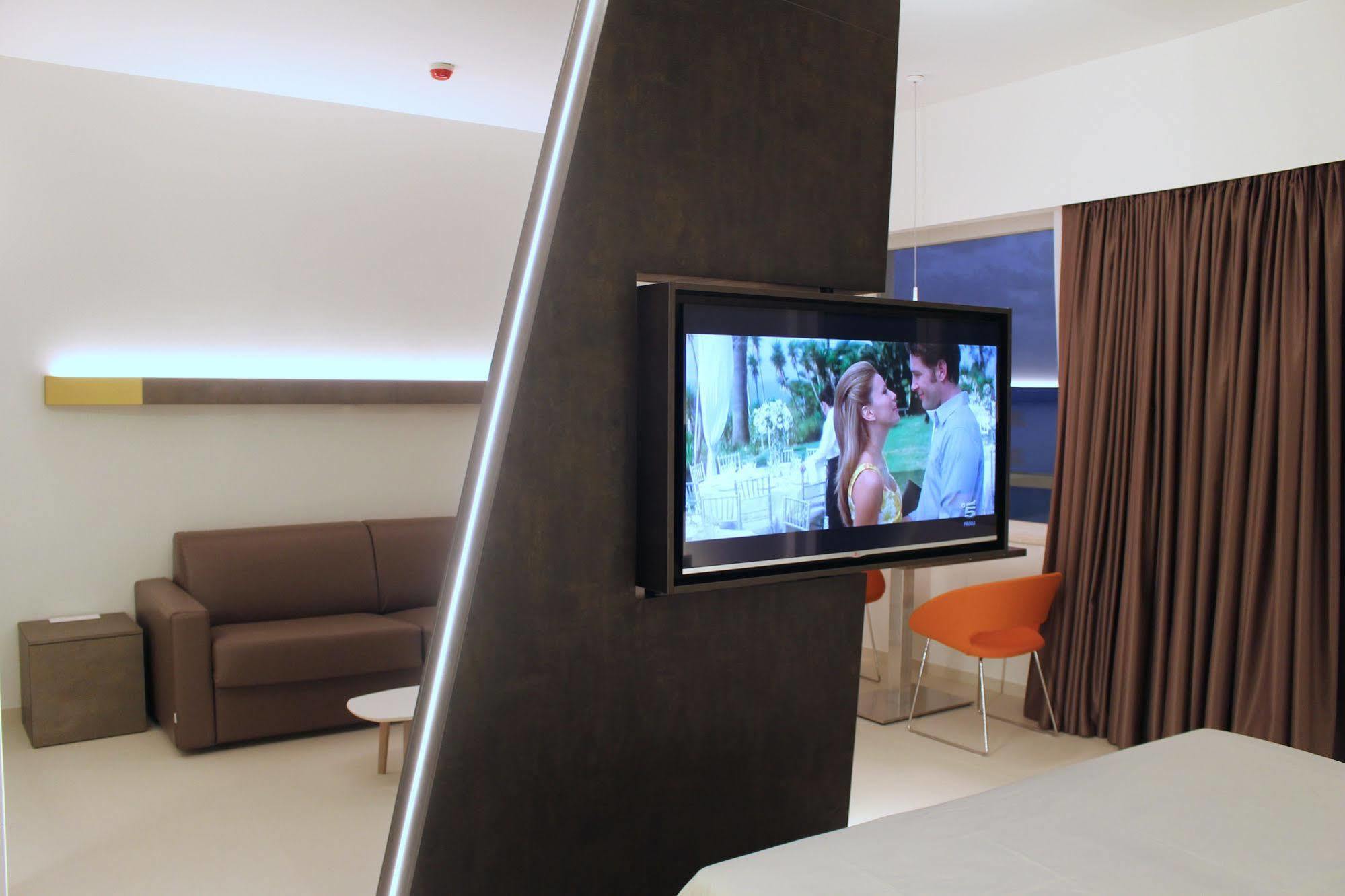Hotel Cristallo 세니갈리아 외부 사진